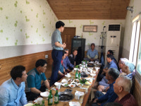 NH농협중앙회 오산시지부,두곡동 경로당 공기청정기 전달 및 어르신 식사대접