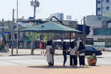 하남시, 폭염재해 대비  횡단보도 그늘막 총 44곳으로 확대
