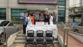 인천 만수3동 지역사회보장협 노인들에게 실버카 지원