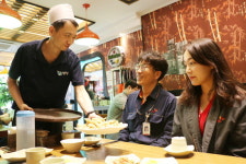 지역 상권 살리는 푸짐한 점심 한 끼 ‘우동골’