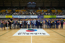 한기범희망나눔,  심장병 어린이 돕기  스타와 함께 자선경기 성황리마쳐