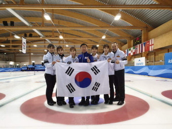 경기도청 여자컬링팀 세계선수권 쓸러 간다