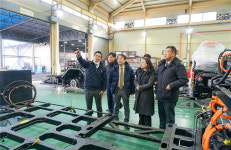 이원욱 국회의원, 전기버스 업체 방문…국내 산업 현장 점검