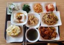 KBS 2TV 생생정보 가격파괴Why 5,000원 한우곰탕&한우육개장 황서옥ㆍ5,000원 한식 뷔페 이호식당ㆍ5,000원 물냉면&비빔냉면다미옥... 