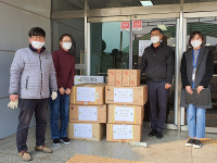 이천시, 12개 학교에 교육용 방독면  400개 전달