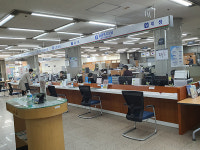 구리시, 코로나 감염증차단 모든 민원창구 투명 가림막 설치