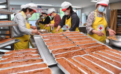 취약계층에 전할 행복한 빵 굽기