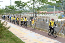 오산시의원들 자전거도로 직접 달려보며 사전 점검