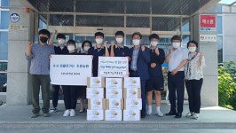 가평 조종고 4H동아리  상면행정센터에 직접 재배 감자 전달