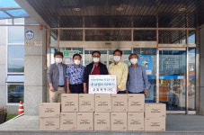 신일제약(주), 가평 상면행정센터에 어르신용 건강식품 전달