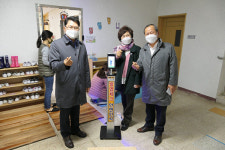 안성 대덕농협, 초등학교 등 4곳 코로나 열화상카메라 지원