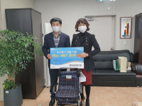 양주시 양주2동행정복지센터, 거동 불편 어르신 5명에 양주농협 기탁 실버카 전달