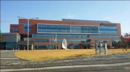 경기도교육청 북부청사 직원 1명 코로나19 확진…2층 폐쇄