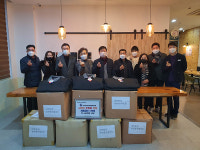 대한환경문화총연맹, 수원 버드내복지관에 방한복 130벌 전달