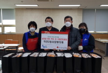 작전2동 보장협의체 뜨거운 이웃사랑 저소득 노인 250가구 떡국 꾸러미 전달