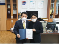 안양남초교, 음경택 안양시의원에 교육 환경 개선 공로 감사장 전달