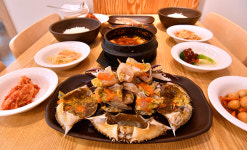 할머니 손맛+손자 마케팅 찰떡궁합 일품 게장 잘 나가네~