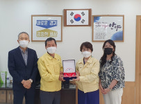 안양과천교육지원청, 코로나 위기 극복 협력 동안·만안구 보건소 감사패 전달