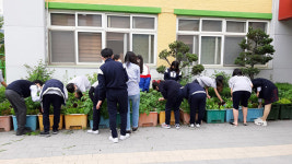 안양 부안중, 텃밭가꾸기로 자연 생태계 소중한 체험 기회 제공