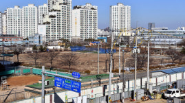 부평경찰서 기약없는 청사 이전 낡은 건물에 주차공간 이미 한계