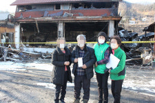 가평군 청평면 대성리 주택화재 피해주민에 온정의 손길 이어져