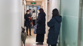 신속항원검사 확진 인정 첫날부터 동네병원은 북새통