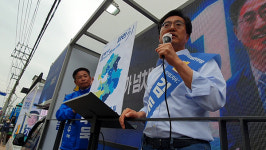 송기욱 가평군수 후보·김동연 경기도지사 후보, 가평읍 전통시장에서 지지 호소