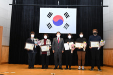 구리시·구리시사회복지관, 소외층 난방비·후원금 100가구에 전달