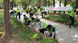 과천시-코오롱플라스틱(주), 중앙공원서 시민이 걷고 싶은 꽃길 조성