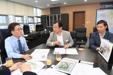 이현재 하남시장, 함진규 도공 사장에 교산신도시 교통개선 현안 사업 협조 당부