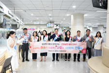 강수현 양주시장, 시청 민원여권과서 시민과 소통
