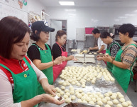 구리시 수택1동 새마을부녀회, 사랑의 빵 만들기 봉사활동