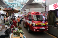 안양소방서, 명절 대목 앞둔 중앙시장서 화재 예방 훈련