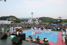 가평군 상면·조종면 하늘 활짝 …고도제한 해제 기념 민관군 한마당 축제