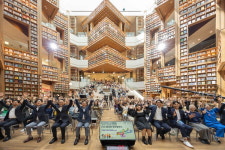 태양광 품는 스타필드… ESG 신세계 반짝