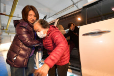 안전 운행 사각에 놓인 노인보호시설 송영 차량