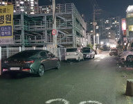 유료주차장 두고 이면도로 점령… 수원시 얌체 운전자 몸살