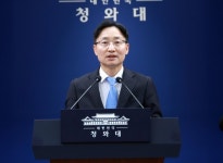 이 대통령, 2기 비서실장에 임광현 국세청장 임명…청와대 