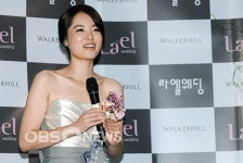 [OBS포토] 크리스탈, 애즈원 민에게 미안하다... 결혼소감 밝혀...