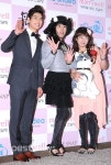 [OBS포토] 이승윤 결혼식 정여사팀, 파격 하객패션 자랑~