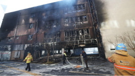 화성 동탄 초등학교 불…학생들 대피 소동