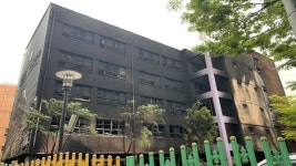 서울 은평구 초등학교 화재…교사 2명 연기 흡입