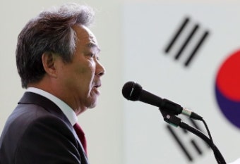 이기흥 대한체육회장, 세번의 연임 실패에 이어 IOC 위원직 사퇴 의사 표명