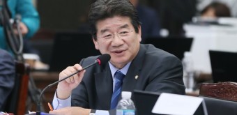 한국당 비박 3선 강석호, 원내대표 경선 출마 선언