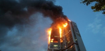 울산 주상복합 건물 화재…80여 명 병원 이송