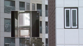 안방서 보이는 중학교 여자 화장실…학습권 침해 우려