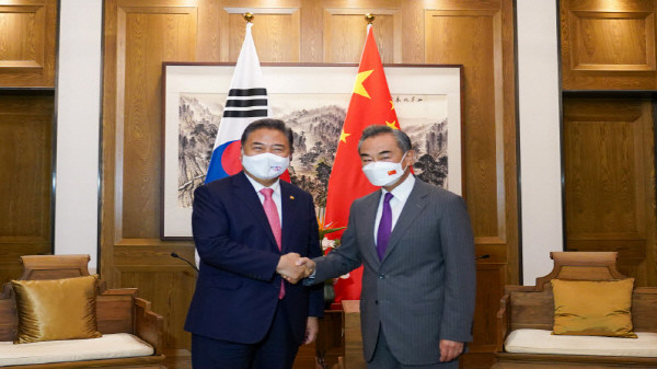 한중 협력, 이재명-시진핑 첫 통화…전략적 협력과 동반자 관계 강조