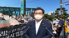 좋아하는데 안 받아줘 발언…2차 가해 공분 확산