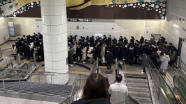 폭설로 김포골드라인 운행 지연…출근길 불편