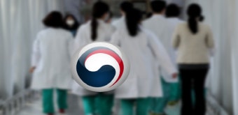 사직 전공의 1만 명…